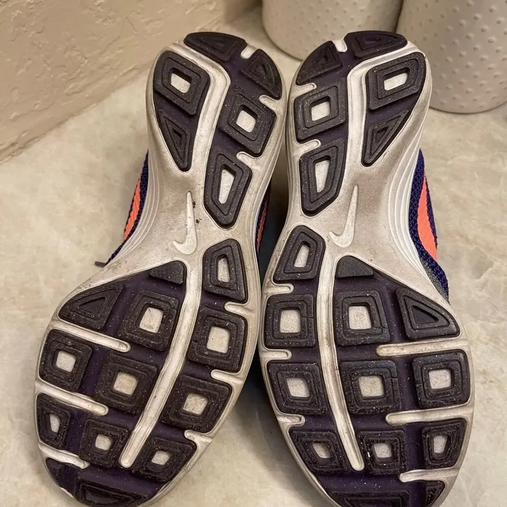 Nike Revolution 3 women’s athletic shoes sz 9-1/2